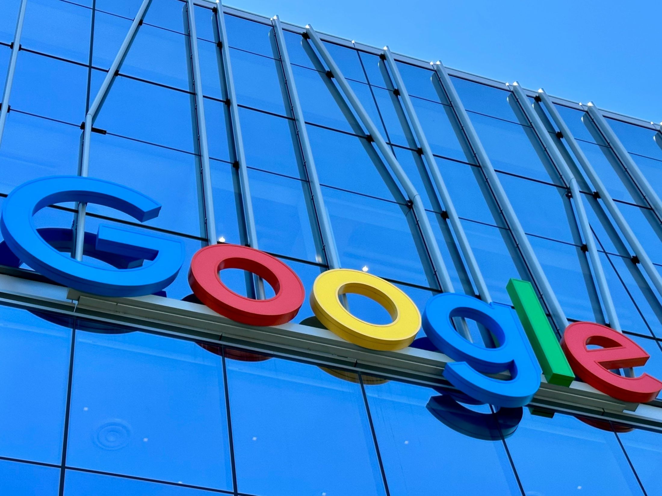 Google plans $15B subsea cable to boost AI infrastructure